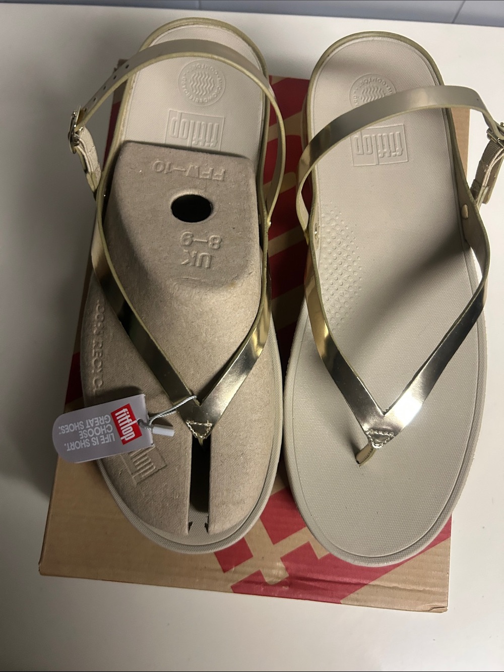 Fitflop Women’s Gold Strappy Toe-Post Sandals